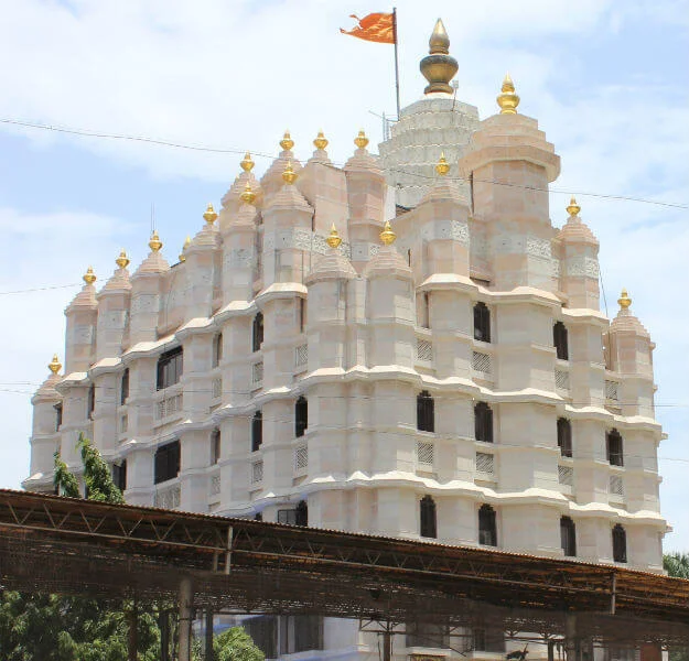 5 Famous Temples in Maharashtra - Pujasthan